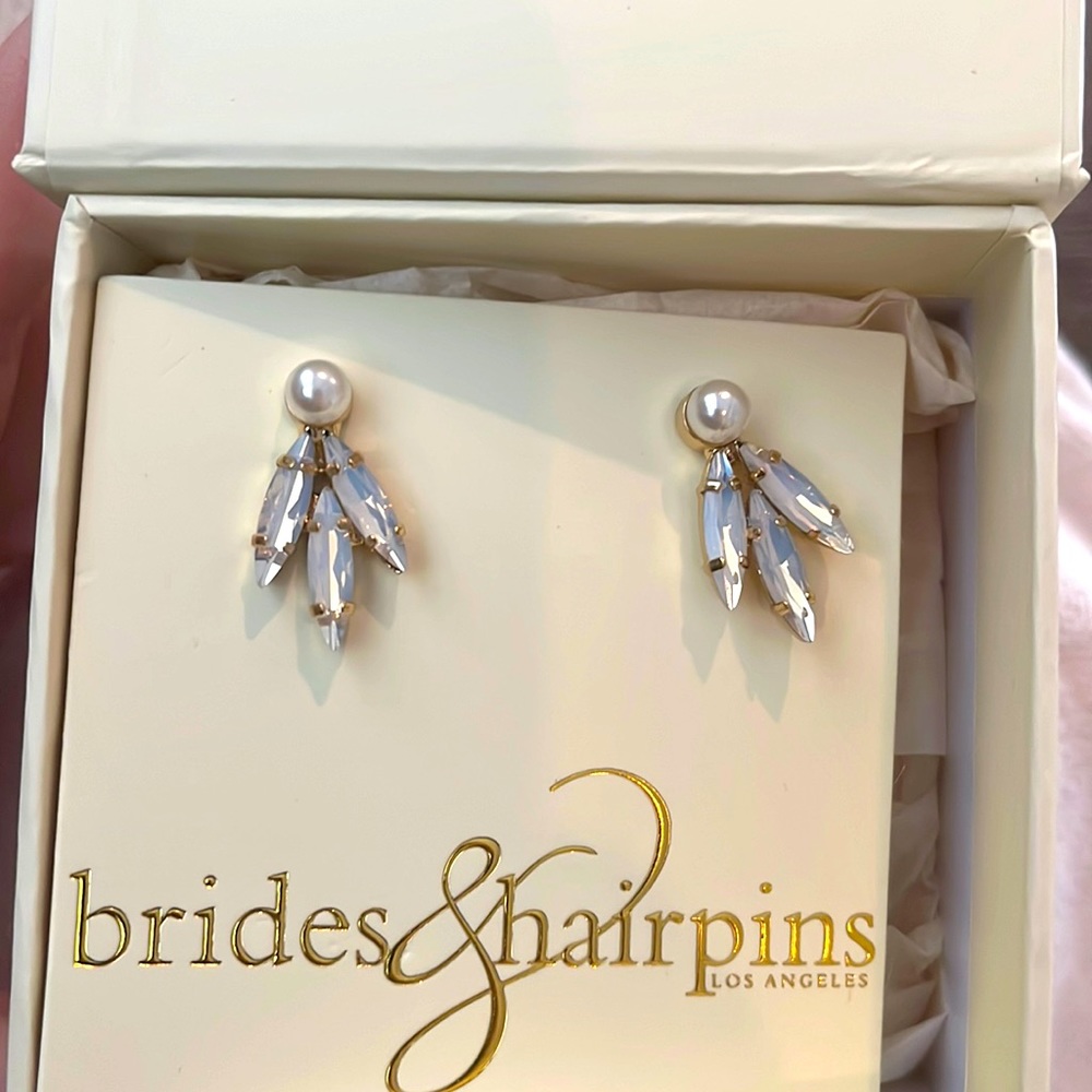 Brides and Hairpins brand new Pearl- like and topaz - like crystal earrings